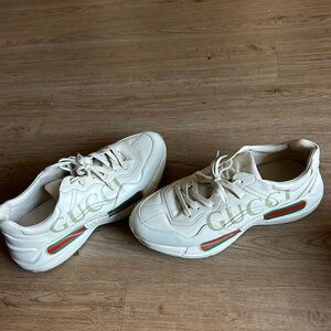 Men’s Gucci Rhyton sneakers